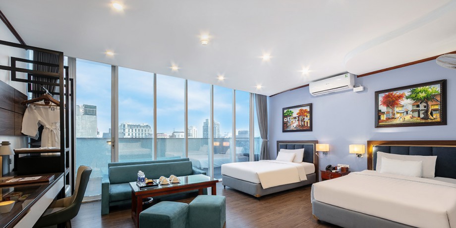 1005executive (2).jpg